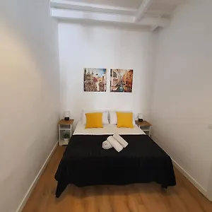 Apartament Gaudi Barcelona